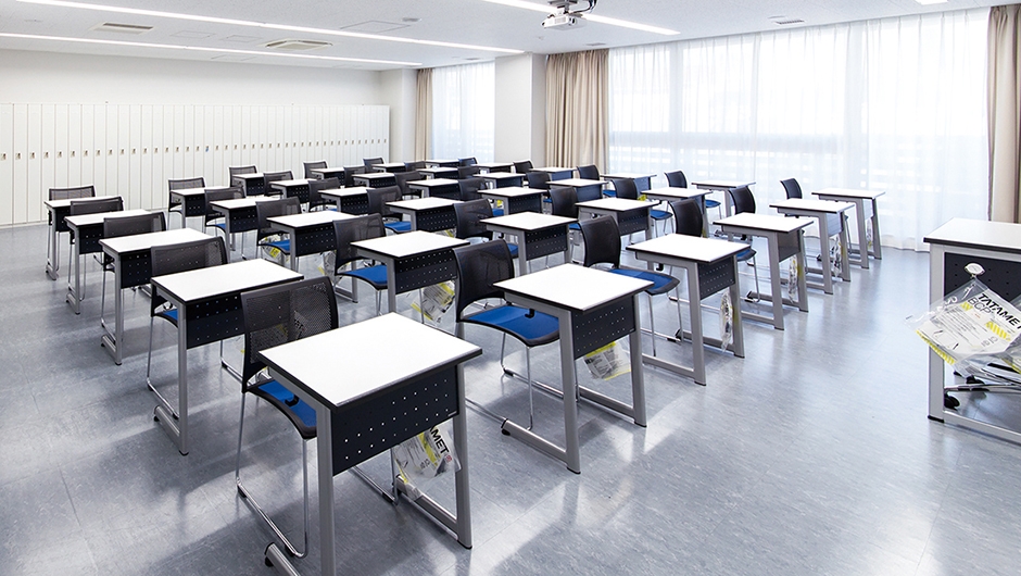横浜市医師会聖灯看護専門学校｜PROJECTS（納入事例）｜愛知株式